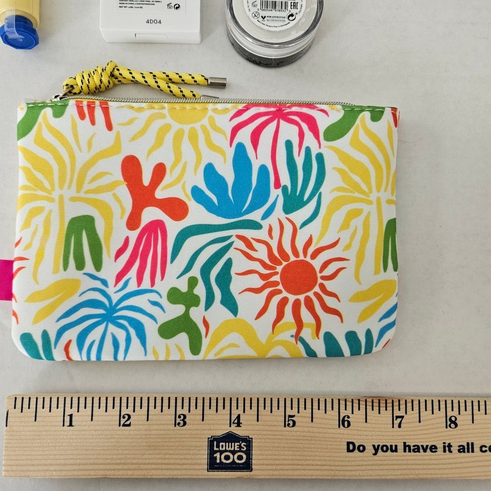 Colorful Patterned Pouch with Skincare Set - Picture 7 of 7
